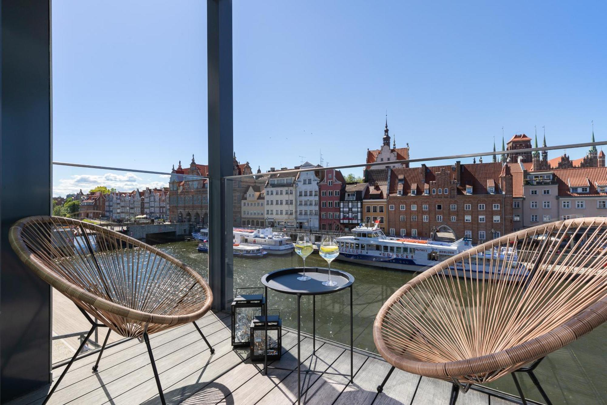 Lägenhetshotell Deo Plaza - Old Town By Rent Like *